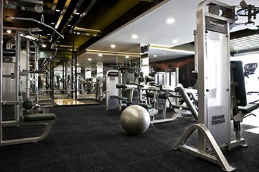kris getthin gym strength area Prag Opus project